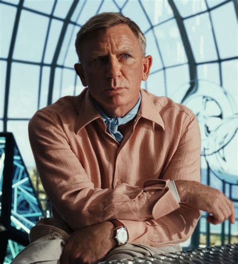 Omega respond to mystery Daniel Craig Seamaster 